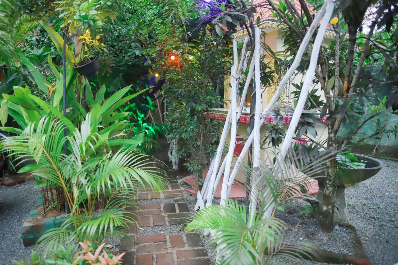 Ruwan Jungle Homestay Mirissa Zewnętrze zdjęcie